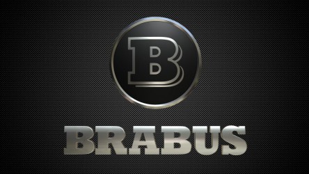 brabus-znacka-osvetlena-pod-dvermi.jpg