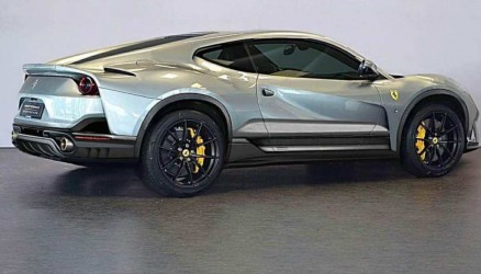 ferrari-suv-dve-v8-dve-auta.jpg