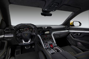 lamborghini-urus-suv-pl-rozesmat.jpg