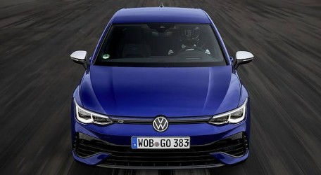 hd-wallpaper-2022-volkswagen-golf-r-front-car.jpg