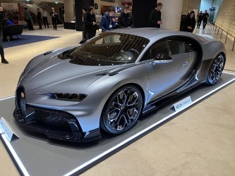 2022_bugatti_chiron_profilee.jpg