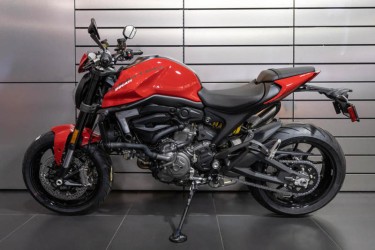ducati-monster-repro-vykona.jpg