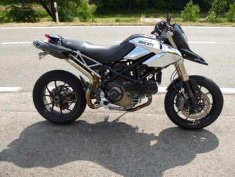 ducati-hypermotard-1100-je-brutalni.jpg
