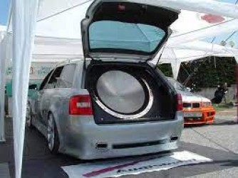u-sedanu-budou-basaky-na-strese-tuning.jpg
