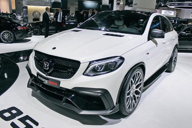 suv-bmw-x5m-hamman-a-brabus-gle-850-jako-vozy-pro-zimni-udrzbu-na-planete-zavodniku.jpg