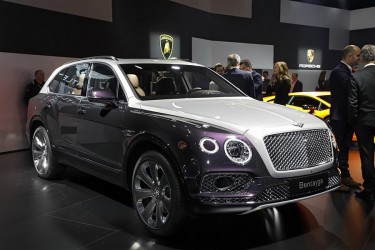 bentayga-a-continental-gt-pro-policii-cr.jpg