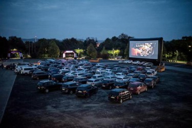 grosses-kino-auf-dem-schuetzenplatz_pdaarticlewide.jpg