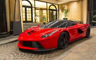 laferrari.jpg
