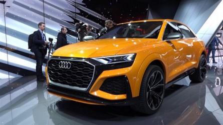 cet69cb40_audiq8.jpg