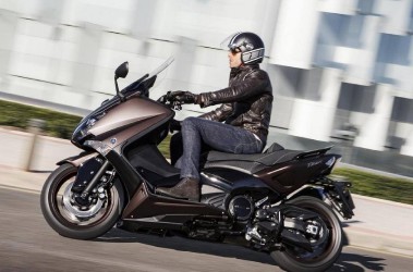 yamaha-tmax-bronze-max-4.jpg