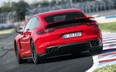 050_panamera_gts.jpg