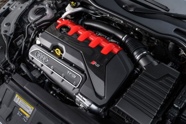 motor-adam-audi-tt-rs.jpg