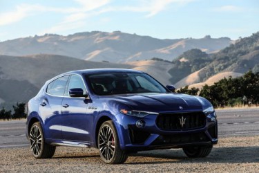 new-york-poli-trans-maserati-levante-2-poradi.jpg